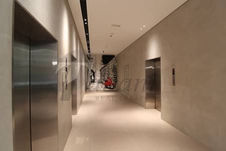 FULLY FURNISHED/SUPER INTERIOR/FULL FLOOR/BAY SQUARE FULLY FURNISHED/SUPER INTERIOR/FULL FLOOR/BAY SQUARE