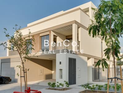 5 Bedroom Villa for Rent in Tilal Al Ghaf, Dubai - 5BR+Maid | Single Row | Park Facing