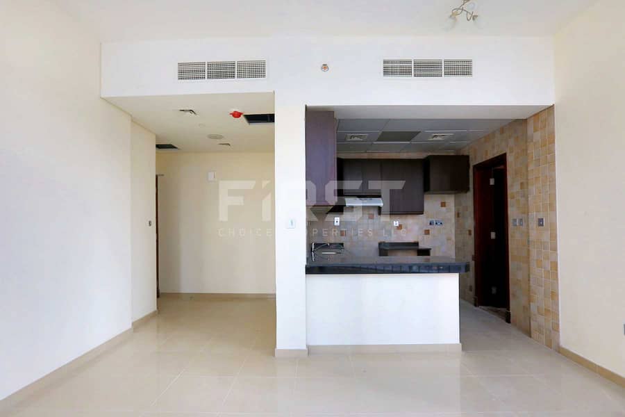 2 Internal Photo of Studio Apartment in Hydra Avenue City of Lights Al Reem Island Abu Dhabi UAE  (6). jpg