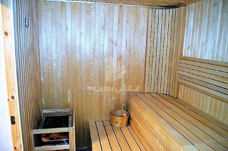 23 Steam Room 1. jpeg