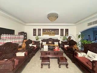 4 IMG_8815 Small. jpeg