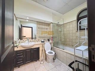 34 IMG_8828 Small. jpeg
