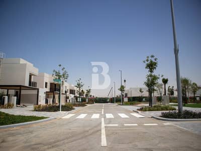 2 Bedroom Townhouse for Sale in Yas Island, Abu Dhabi - Newly Listed | Ready to Move-in Single Row TH