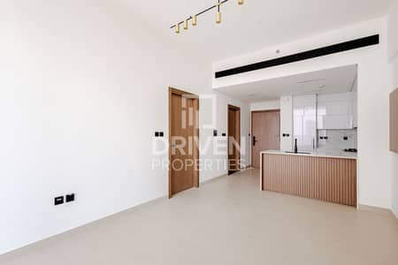 1 Bedroom Apartment for Sale in Jumeirah Village Circle (JVC), Dubai - Bright and Modern Layout | Community View