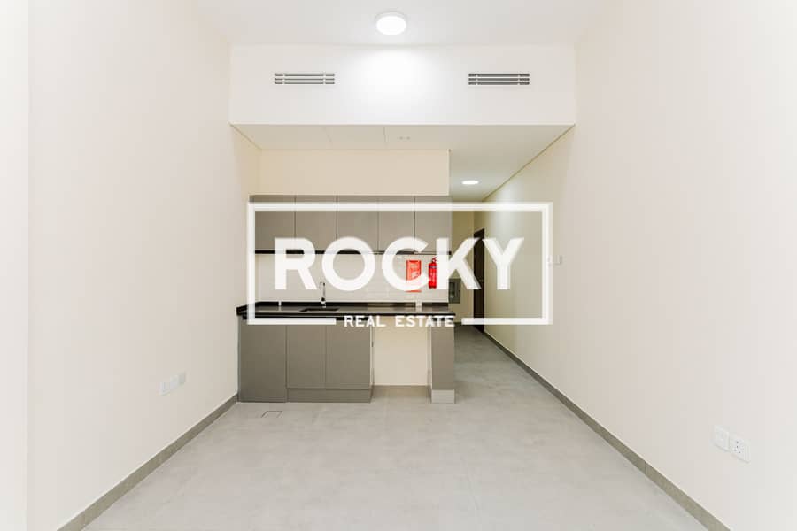 11 Karama Residence (12). jpg