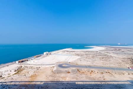 2 Bedroom Flat for Sale in Al Marjan Island, Ras Al Khaimah - Full Sea View - High Floor - Private Beach - Close to Wynn