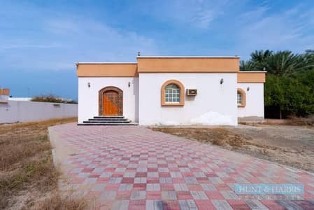 3 Bedroom Villa for Sale in Shamal Julphar, Ras Al Khaimah - GCC Country 3 Bedroom Villa - Vacant and Ready to Move In - Quiet Home