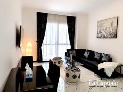 Low Floor | Fully Upgraded 1 Bed | Lake View