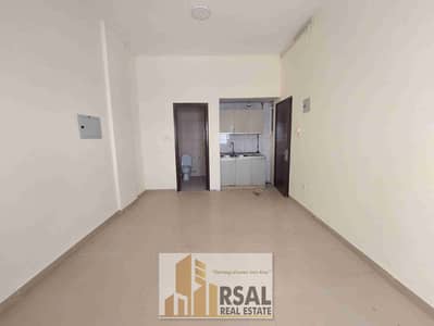 Studio for Rent in Muwaileh Commercial, Sharjah - dn6V6WFs6tYIiqOp3OwpeuFuHRdL15jRNMLLB2JE