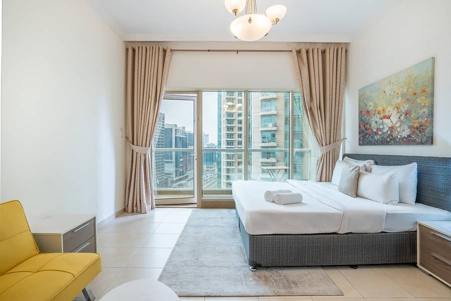 2 Studio, Burj Al Nujum-15. jpg
