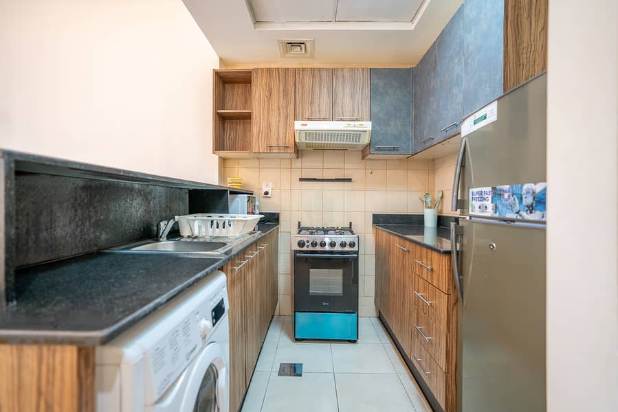 9 Studio, Burj Al Nujum. jpg