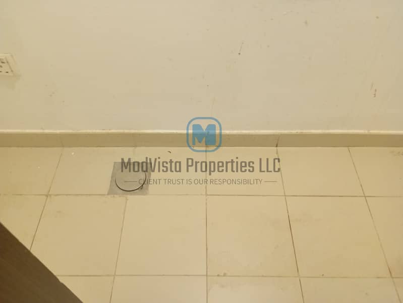 7 f18735a2-ccb9-4315-afd6-032e4d7c7bac. jpg