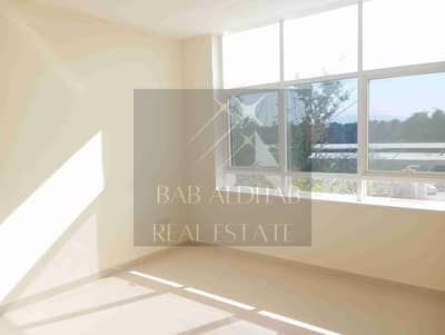 Town centre | 2BR Apartment | Brand New | Spacious |