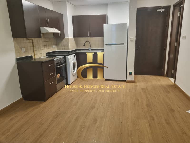 2 kitchen 337. jpg