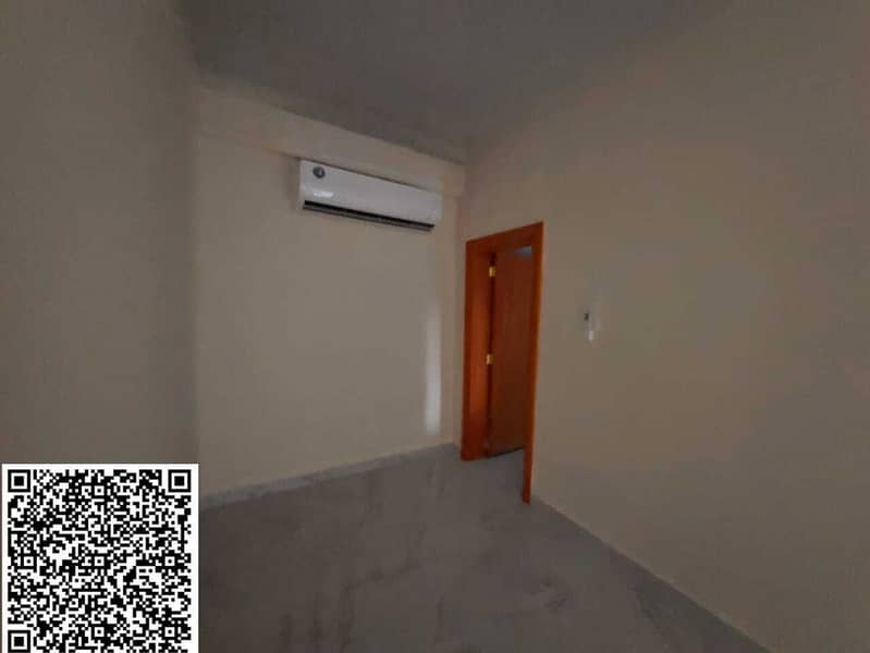 12 86f51b87-605a-43c7-9979-31ea573fb611. jpg