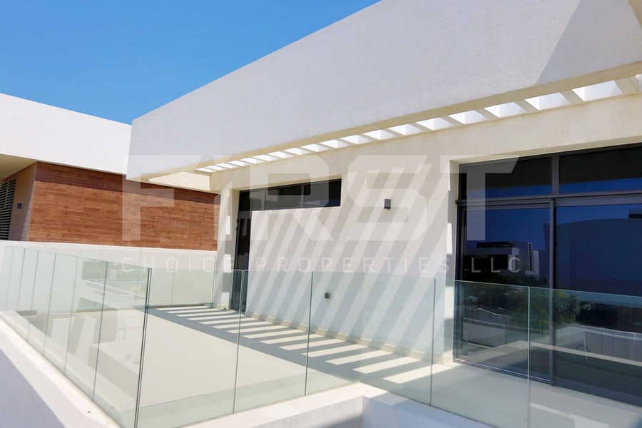 7 Internal Photo of 5 Bedroom Villa in West Yas Yas Island Abu Dhabi UAE (26). jpg