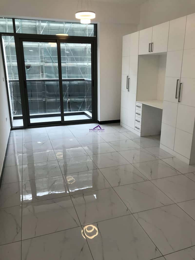 Brand new 1BR Apt for rent in Crystal Residence Brand new 1BR Apt for rent in Crystal Residence