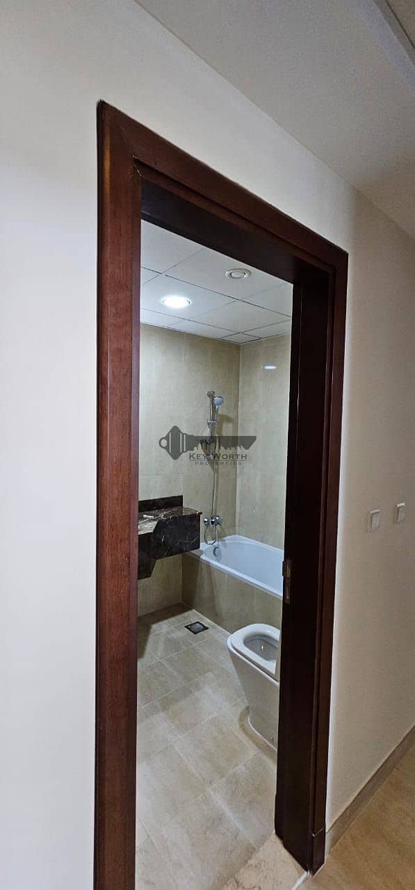 4 bath. jpg