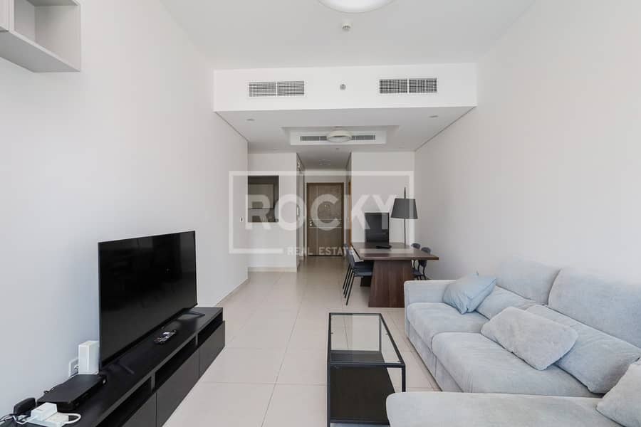 Spacious | Canal and Burj View | Semi open kitchen