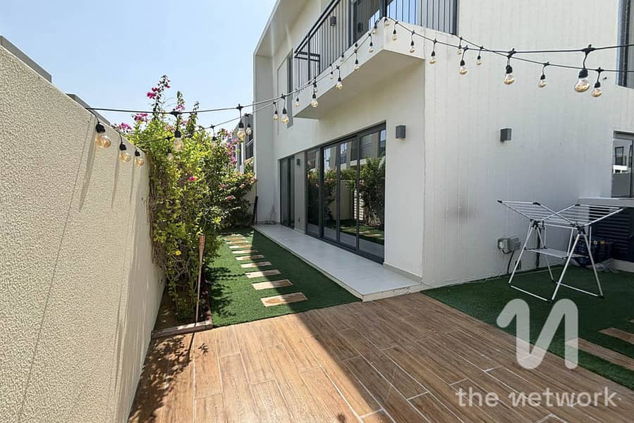 Prime Location | Vacant May | Close to Pool Prime Location | Vacant May | Close to Pool