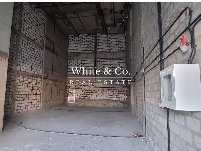 位于杰贝阿里,杰贝阿里市区,阿齐兹奥拉公寓大楼 的商铺 5000000 AED - 10664089 位于杰贝阿里,杰贝阿里市区,阿齐兹奥拉公寓大楼 的商铺 5000000 AED - 10664089