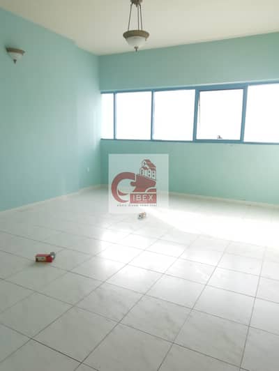 Chiller Free Sea View Huge Size 2-BHK in 47-K 3-Washrooms Chiller Free Sea View Huge Size 2-BHK in 47-K 3-Washrooms