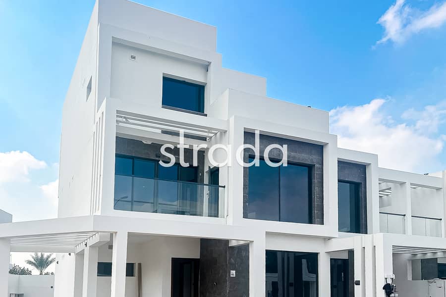 Huge Plot | Golf Course Backing | Rare Unit type Huge Plot | Golf Course Backing | Rare Unit type