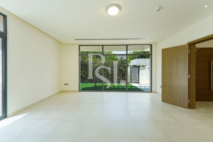 7 5BRM-Villa-VI61198-West-Yas-Yas-Island-Abu-Dhabi-UAE (4). jpg