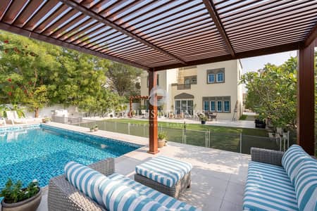 Charming Corner Plot with Pool  Moments from DBS