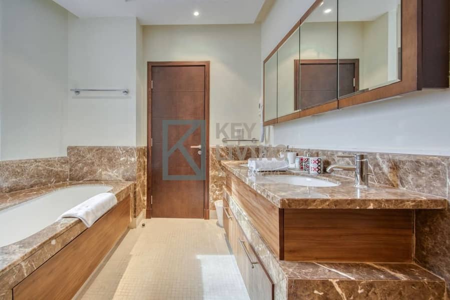20 Bathroom 1 (2). jpg