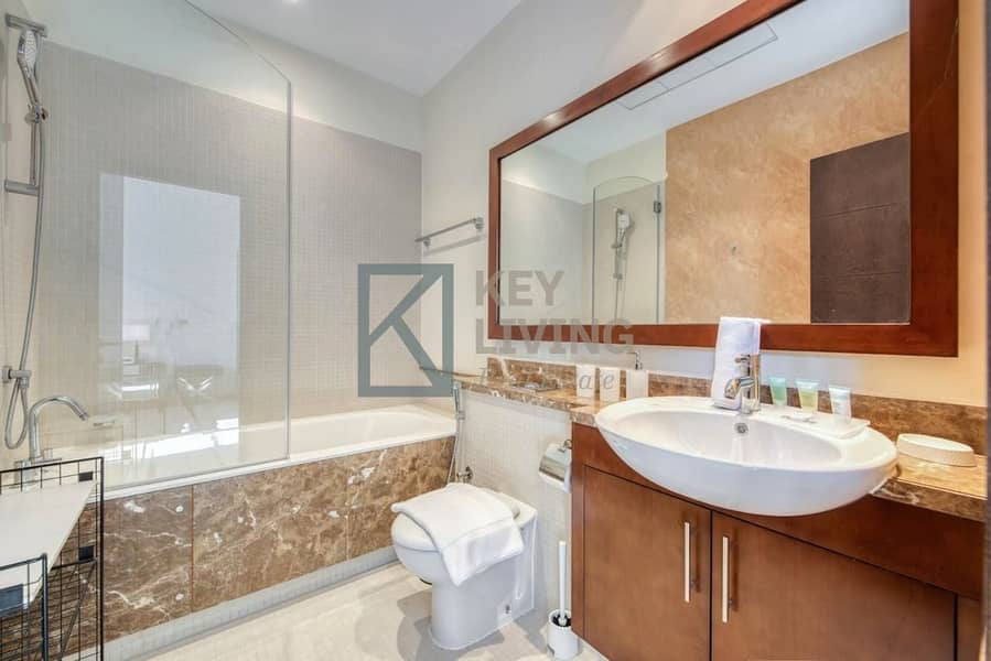 25 Bathroom 2 (1). jpg