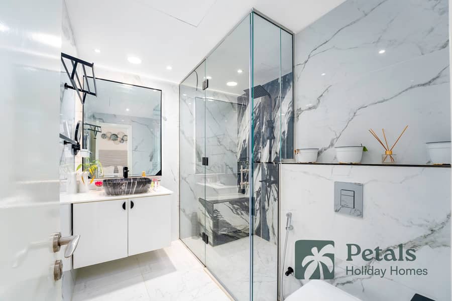 38 BAth--1-1. jpg