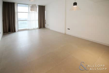 Stunning 2 Bed Apartment | Panoramic Views Stunning 2 Bed Apartment | Panoramic Views