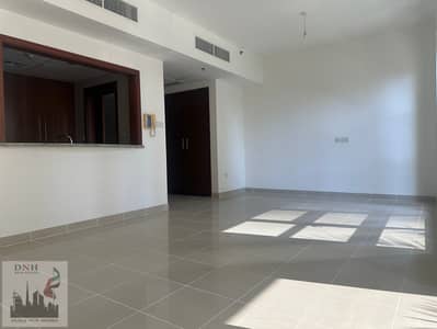 Spacious and Bright | Unfurnished | Prime Location