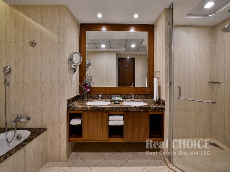 8 Studio Bathroom 1. jpg