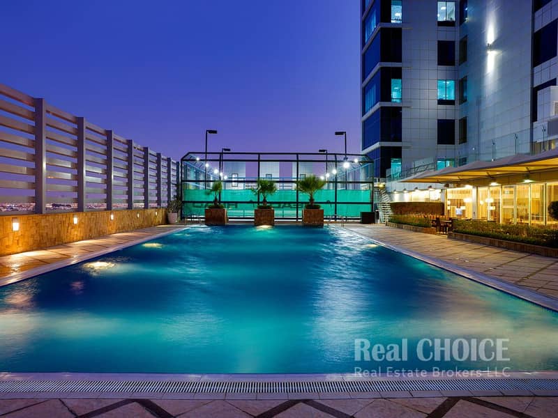12 Swimming Pool_Night. jpg