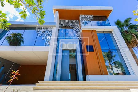 6 Bedroom Villa for Rent in Palm Jumeirah, Dubai - 6 Bedroom plus Maids Room Signature Mansion