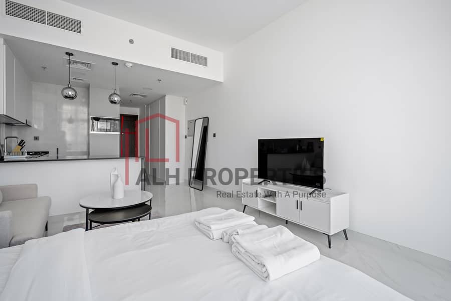 10 Uniestate Supreme Residence_studio_205-10. jpg