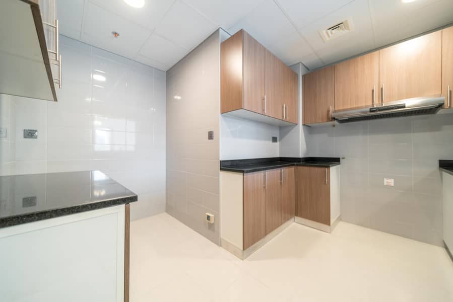 13 R7307379. jpg
