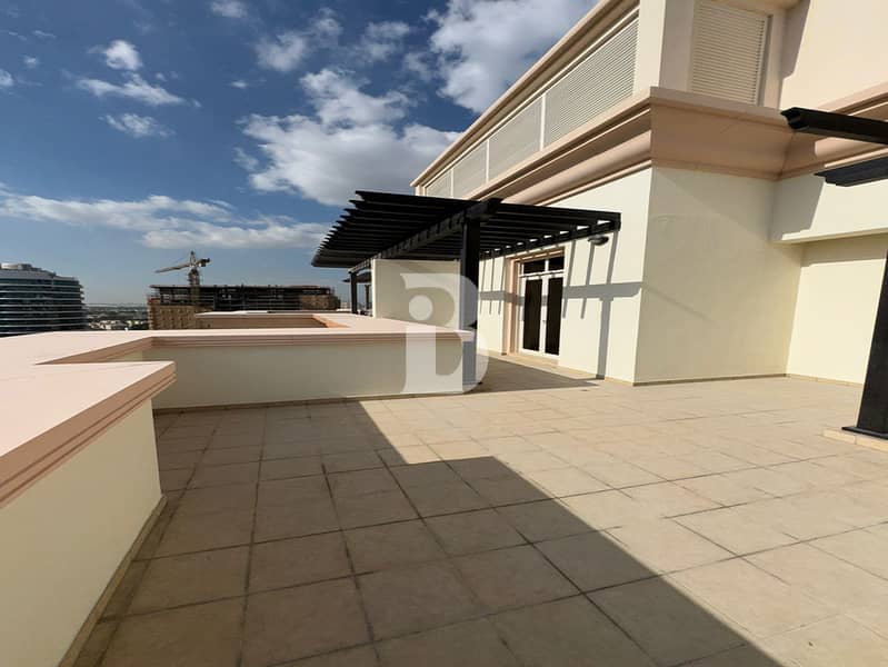 Penthouse | Panoramic Views | 3BR with Maids  Rm.