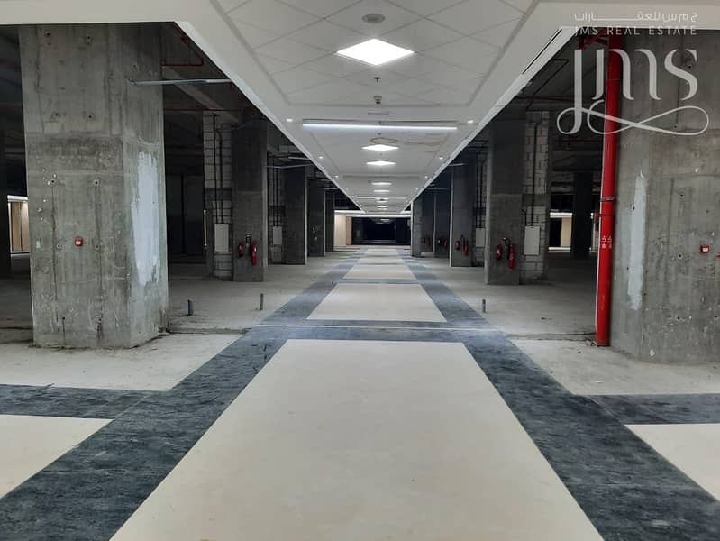 3 Mall Area 02. jpeg