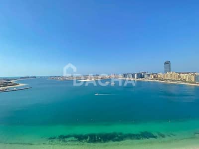 2 Bedroom Apartment for Sale in Dubai Harbour, Dubai - Palm View | Sunset Views | Private Beach