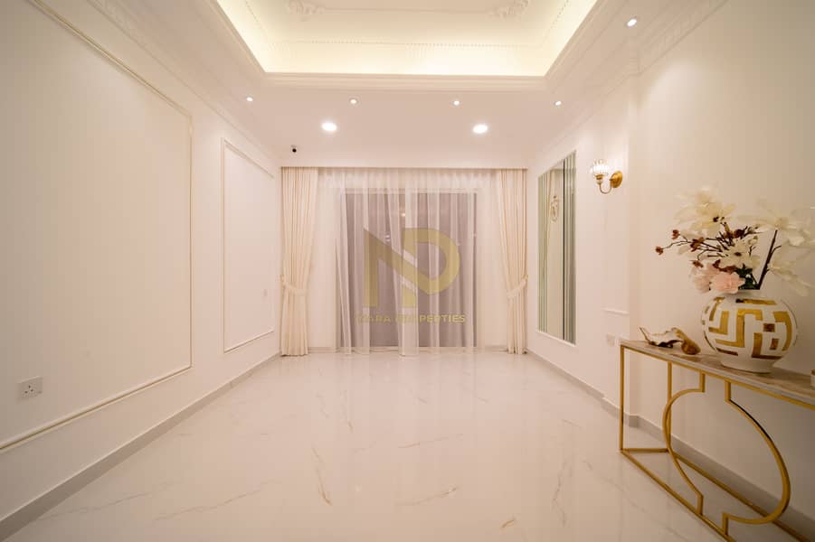 22 Living Room 8. jpg