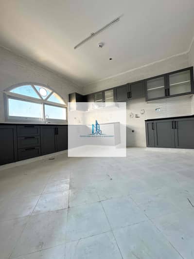 Brand New | 2 Bedroom Hall Apartment | Near Deerfields Mall |