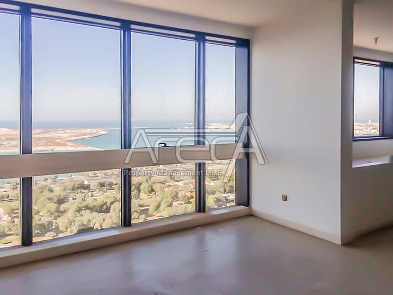 Standout, Affordable 3 Bed Apt with Sea View! Khalifa Street Area