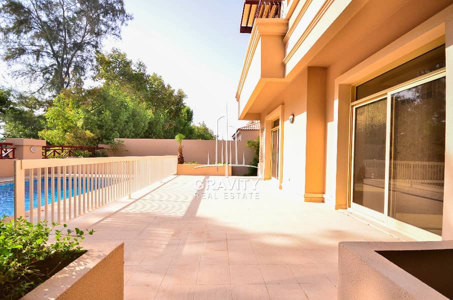 Ready for occupancy! Modern 4BR villa in Gardenia w/ pool