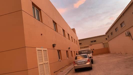 Labour Camp for Rent in Al Sajaa, Sharjah - 17922cf4-8870-4393-a03e-7aa08407346b. jpg