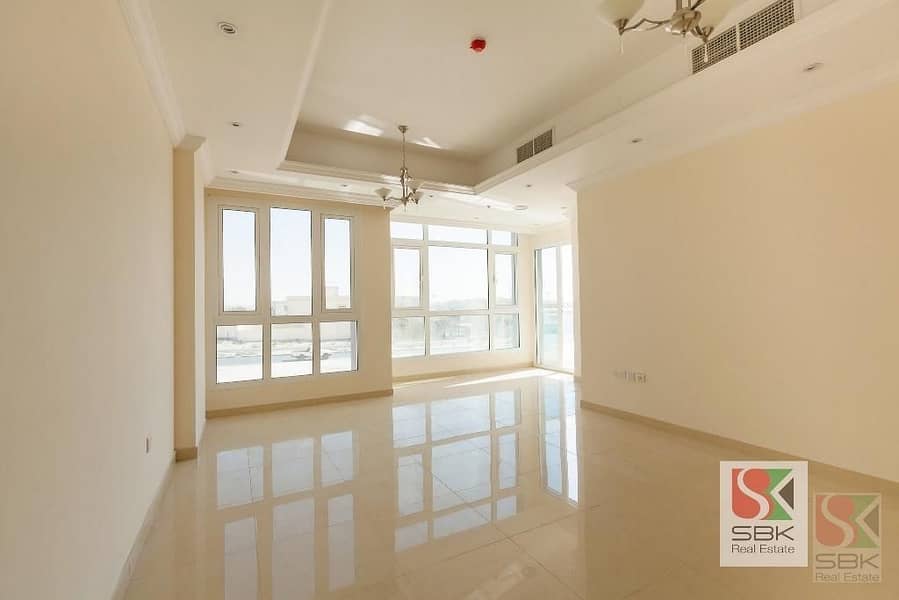 Spacious 3 BHK With All The Facilities Spacious 3 BHK With All The Facilities