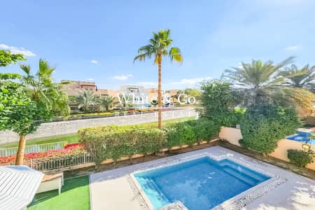 6 Bedroom Villa for Rent in The Lakes, Dubai - Fully Renovated| Lake Backing | Exquisite