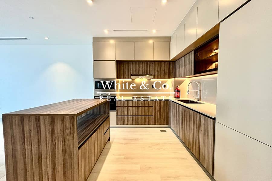 Modern | Next to School | Unfurnished Modern | Next to School | Unfurnished